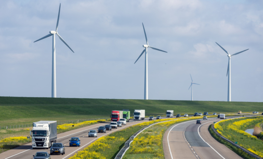 Snelweg – A6 – Flevoland – Polder – Groene energje – windmolen